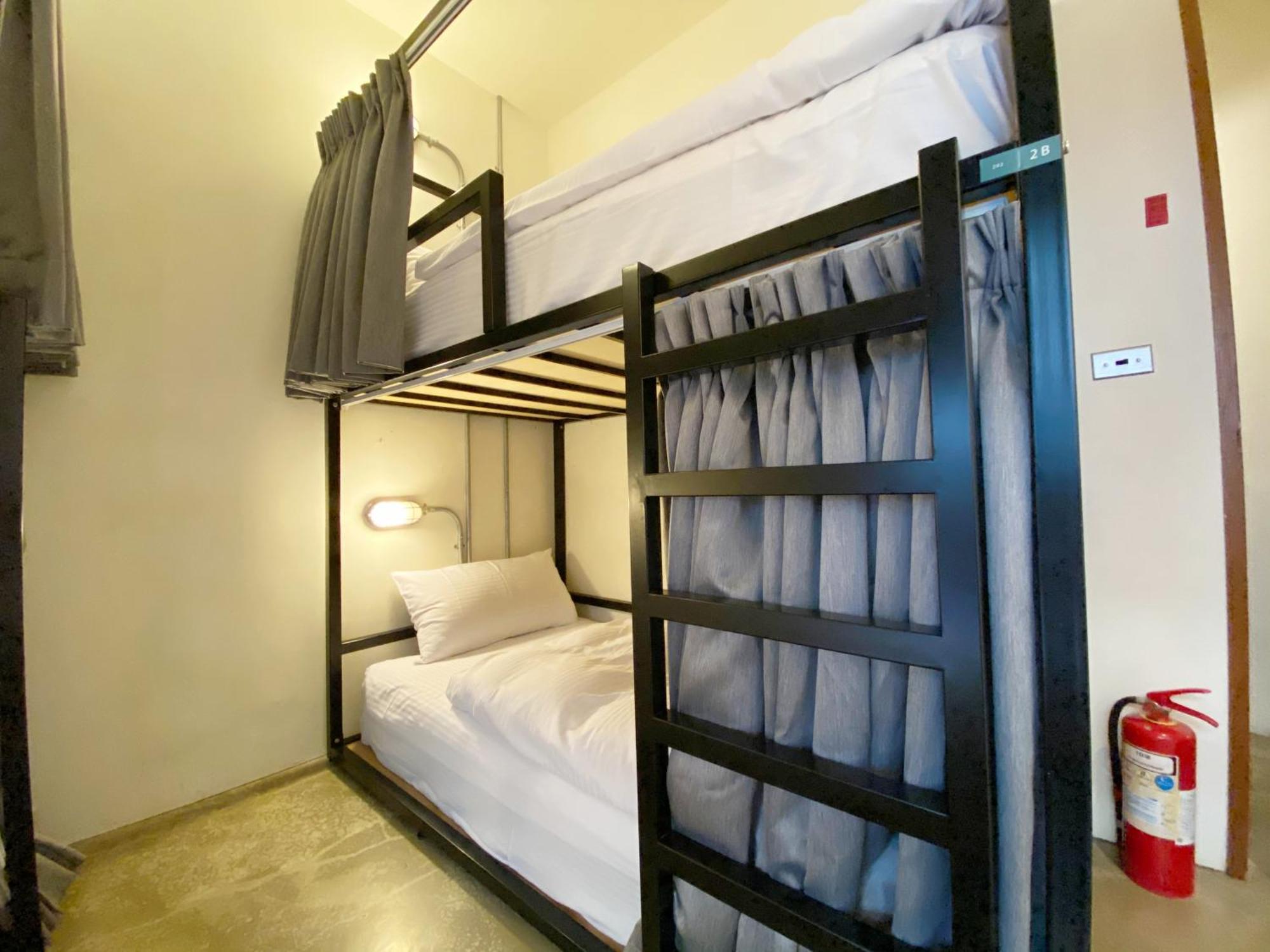 Fengjia Living Lab Hostel Taichung Exterior foto